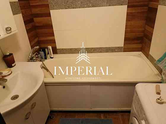 Продаж 2к Квартира 60.7 кв.м Урлівська вул. Kiev