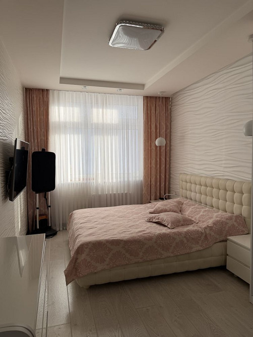 Продаж Квартира 2-кімнатна, 20/25 поверх на Драгоманова вул., д. 2Б Київ - фото 5