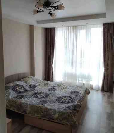 Оренда Квартира 2-кімнатна, 5/14 поверх на Литературная ул., 10 Одеса