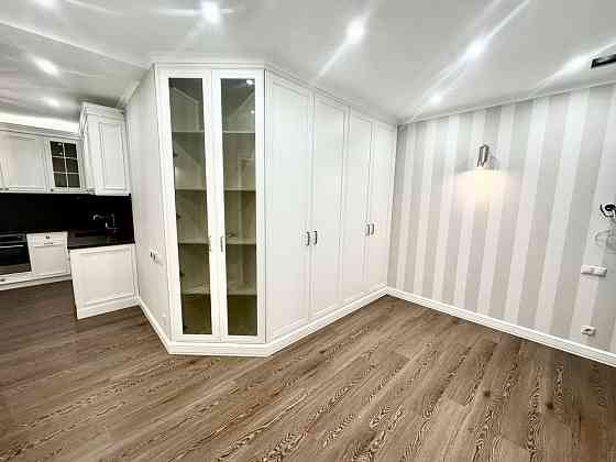 Продаж Квартира 3-кімнатна, 15/26 поверх на Михайла Бойчука вул., д. 41б Киев