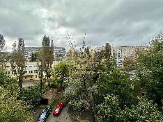 Продаж 2к квартири по вул. Кирилівська Київ