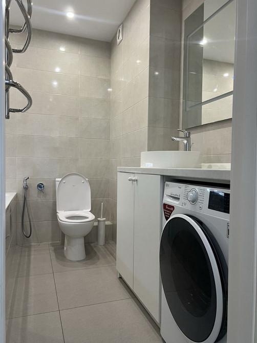 Продаж Квартира 3-кімнатна, 22/25 поверх на Освіти вул., д. 16а Київ - фото 16