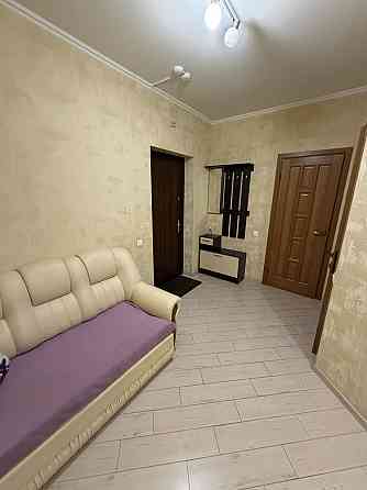 Продаж Квартира 2-кімнатна, 1/16 поверх на Воскресенська вул., д. 16Г Київ