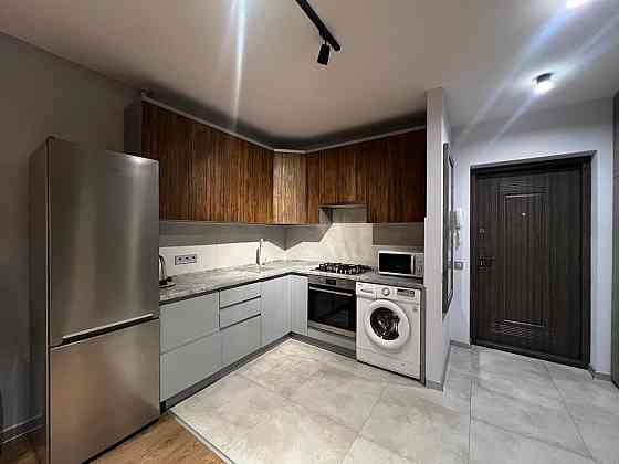 Оренда Квартира 1-кімнатна, 6/10 поверх на вул. Зелена Львів