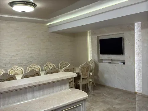 For rent 3-room Apartment 110 sq.m Олеся Гончара вулиця 3 Luts'k - photo 2