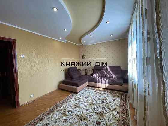 Оренда Квартира 2-кімнатна, 15/18 поверх на Крушельницкой Соломии ул. Kiev