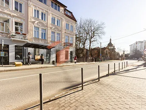 Продаж  площа 38 кв.м 1-й поверх на Варшавська вулиця 46 Львів - фото 4