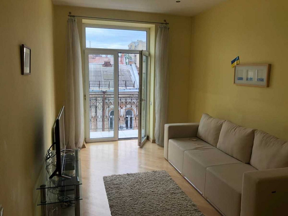 Оренда Квартира 2-кімнатна, 5/5 поверх на Рейтарська, 2 Kiev - photo 1