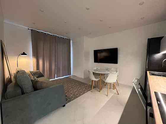 Оренда Квартира 2-кімнатна, 3/11 поверх на Отрадная ул., 13 Одеса