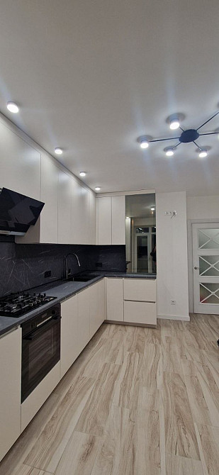 Продаж Квартира 1-кімнатна, 9/10 поверх на Целевича Ивано-Франковск - изображение 15