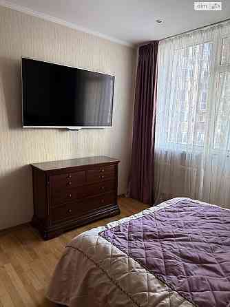 Продаж Квартира 3-кімнатна, 7/16 поверх на Мейтуса вул., д. 4А Kiev