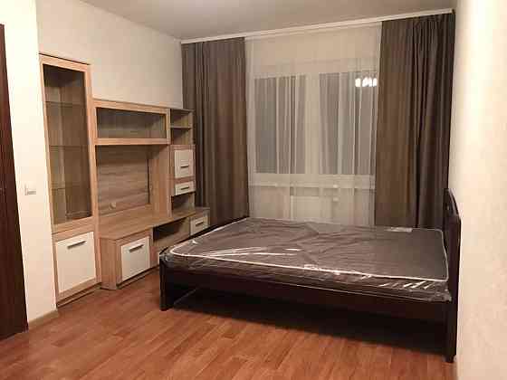 Оренда Квартира 1-кімнатна, 8/25 поверх на вул. Бориса Гмирі, 15 Київ