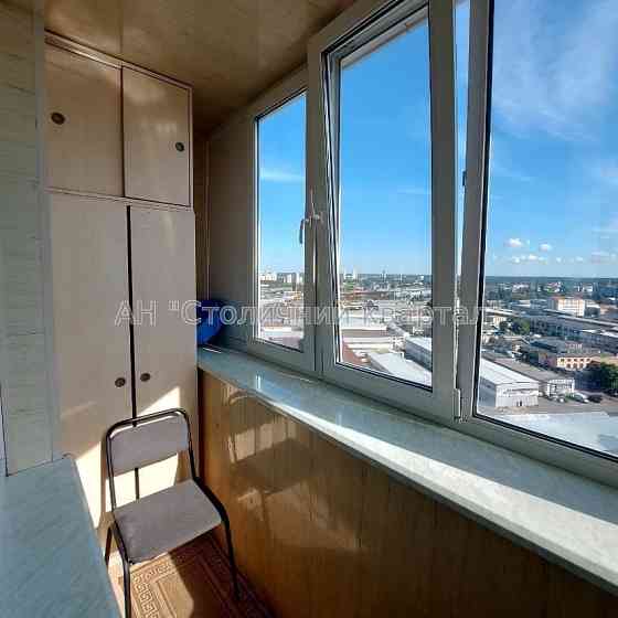 Продаж Будинок 2-кімнатний на Бориспільська вул., 4 Київ