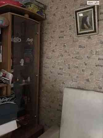 Продаж Квартира 1-кімнатна, 4/5 поверх на Празька, 31 Київ