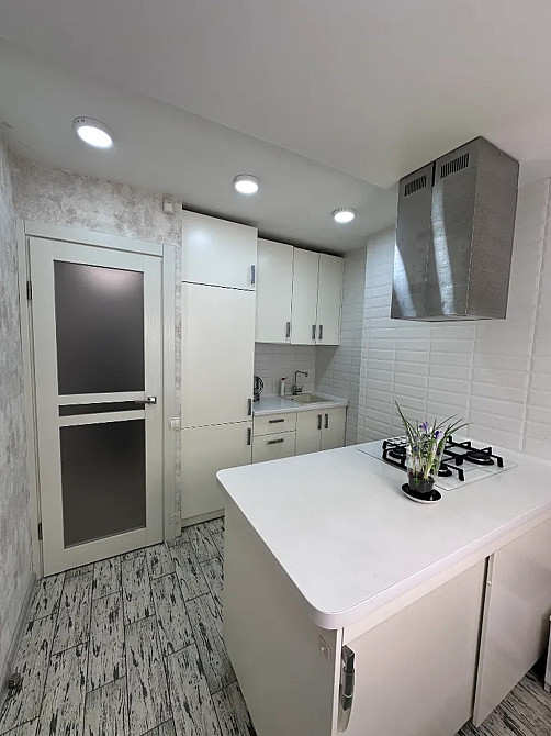 Продаж Квартира 3-кімнатна, 9/9 поверх на Березинская ул., 37 Дніпро - фото 4