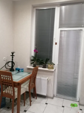 Продам 2-кімнатну квартиру, 50 кв. м., вул .Гліняна Odessa