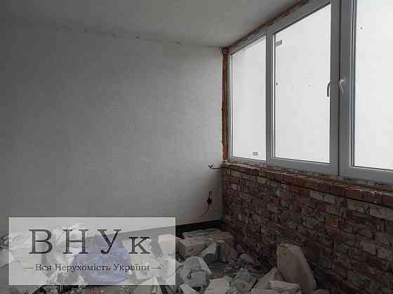 Продаж Квартира 3-кімнатна, 1/4 поверх Ternopil'