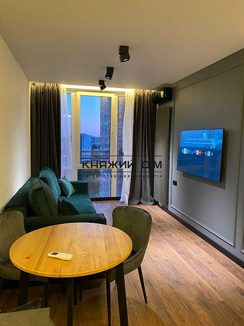 Продаж 1к Квартира 45 кв.м Днепровская Набережная Київ - фото 1