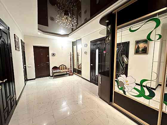 Продаж Квартира 2-кімнатна, 6/27 поверх на Володимира Івасюка вул., д. 53-Б Киев