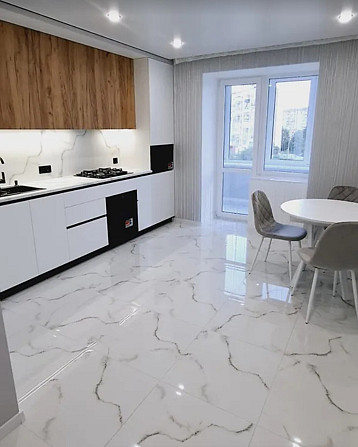 Продаж 1к квартири 47 кв. м на вул. Курбаса Леся Тернопіль - фото 3