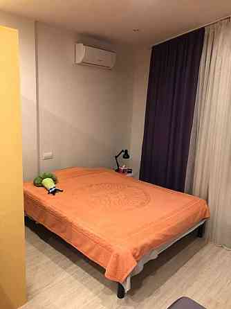 Оренда Квартира 1-кімнатна, 22/36 поверх на Харьковское шоссе, 19б Киев