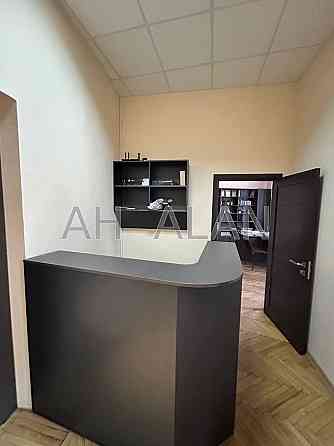 Оренда офісне приміщення на Січових Стрільців вул., 77 приміщень - 4, поверх - 4/7 Kiev