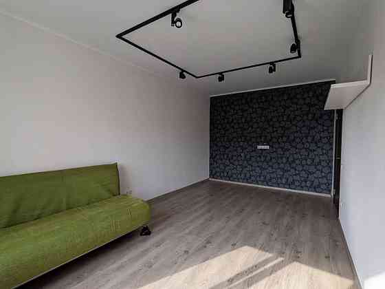 Оренда Квартира 2-кімнатна, 12/16 поверх на Урлівська, 9 Київ