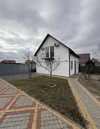 У продажу 2-х поверховий будинок в Нерубайському. Нерубайское