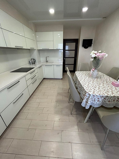 Продаж Квартира 3-кімнатна, 11/17 поверх на Дарницкая ул., 19 Дніпро - фото 2