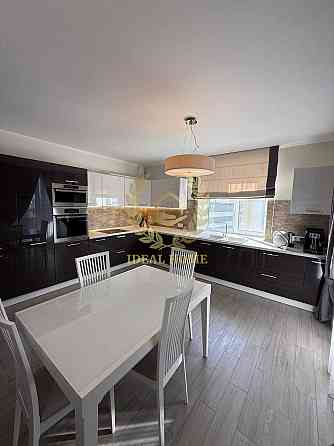 Продам 3-кімнатну квартиру в центрі Киѫва Kiev