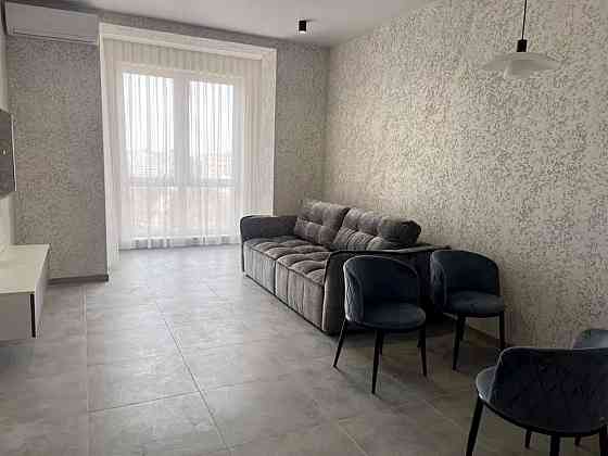 Продаж Квартира 3-кімнатна, 9/10 поверх на Аржанова ул., 1 Dnipro