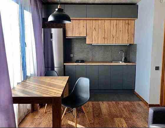 Оренда Квартира 2-кімнатна, 1/3 поверх на ул. Центральная, 120 Kiev