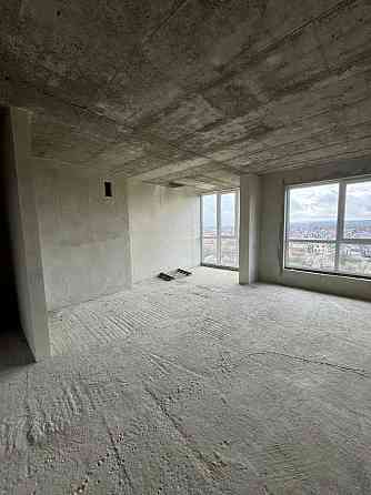 Продаж Квартира 3-кімнатна, 6/10 поверх на вул. Набережна Івано-Франківськ