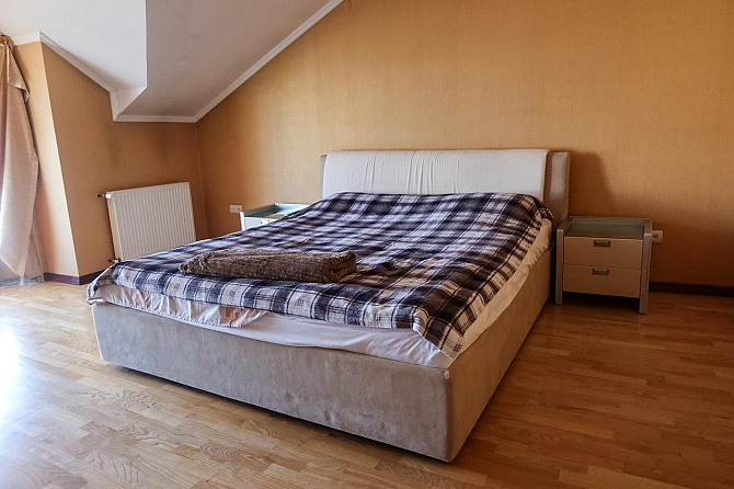 Продаж 5к Квартира 135 кв.м Драгана Михайла вул. Львов - изображение 1
