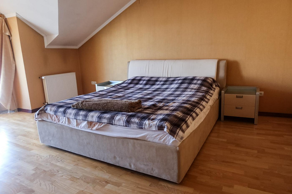 Продаж Квартира 5-кімнатна, 3/5 поверх на вул. Драгана Михайла Львів - фото 1