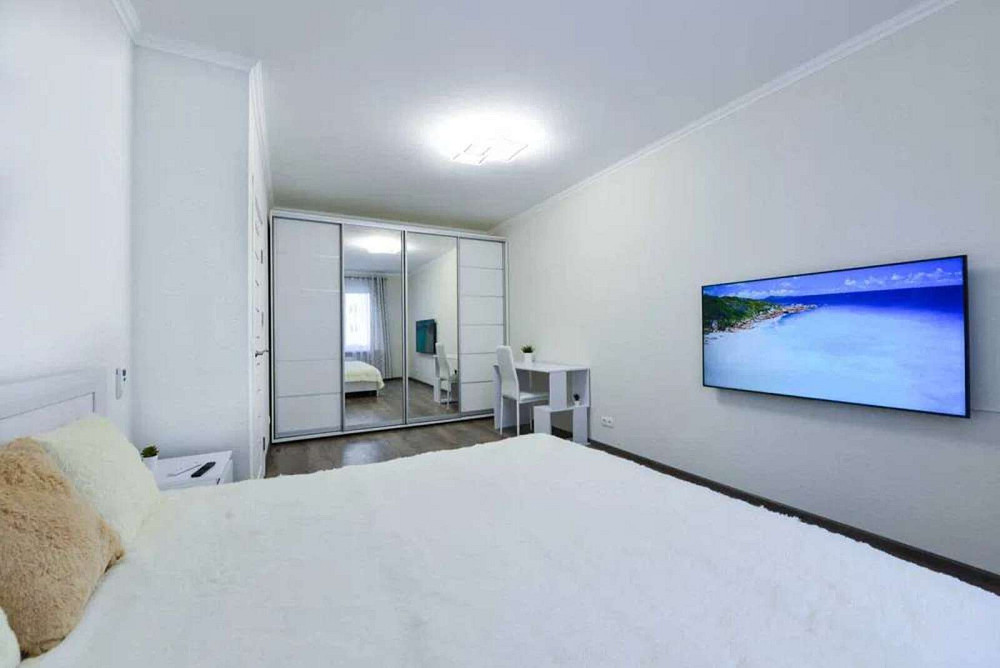 Оренда Квартира 1-кімнатна, 14/25 поверх на Ревуцького, 48 Київ - фото 1