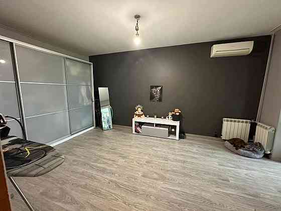 Продаж 3к квартира 78 м2, ТОРГ Троєщина Лаврухіна 7, Програми+ Київ