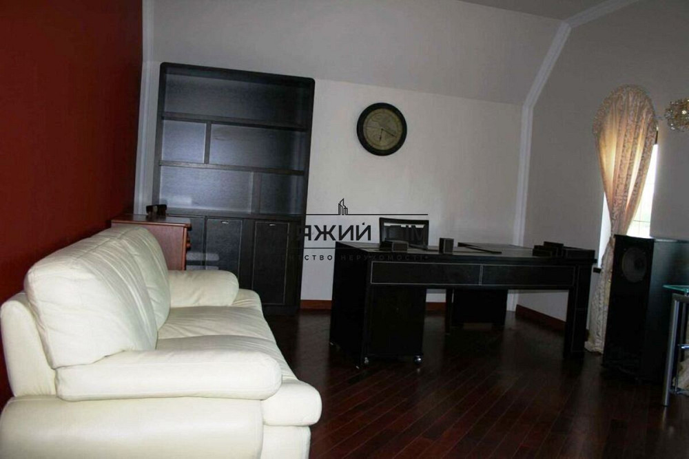 БЕЗ КОМИССИИ!!! Аренда отличного 2-х этажного дома в Новых Безрадичах. № 131169  - фото 8