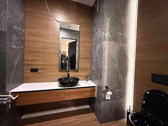 Оренда офісне приміщення на Литературная ул., 1а поверх - 1/19 Odessa