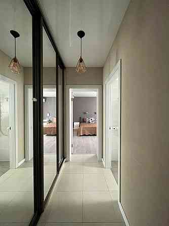 Оренда Квартира 2-кімнатна, 2/8 поверх на вул. Гетьманська, 1А Киев