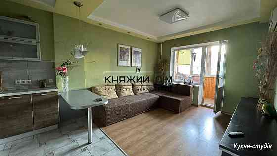 Продаж Квартира 2-кімнатна, 12/16 поверх на Анны Ахматовой ул. Kiev