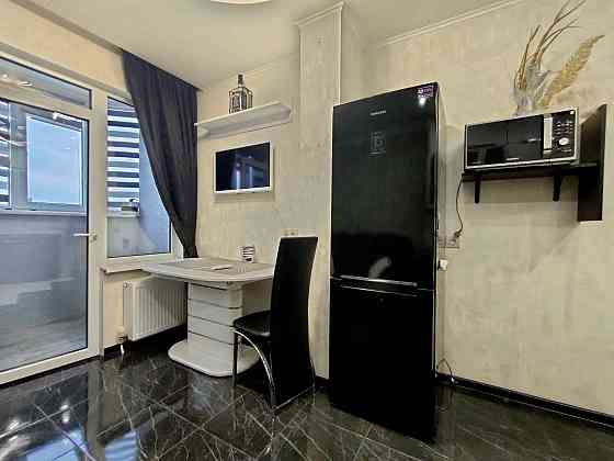 Продаж Квартира 1-кімнатна на массив Радужный, 20 Лиманка