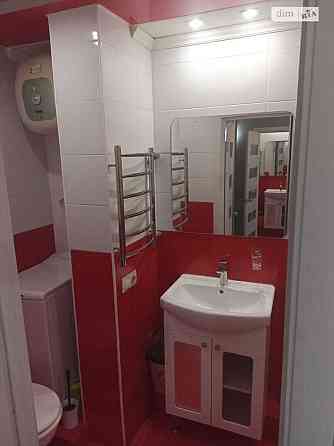 Продаж Квартира 1-кімнатна, 1/9 поверх на Героїв полку Азов вул., 28б Kiev