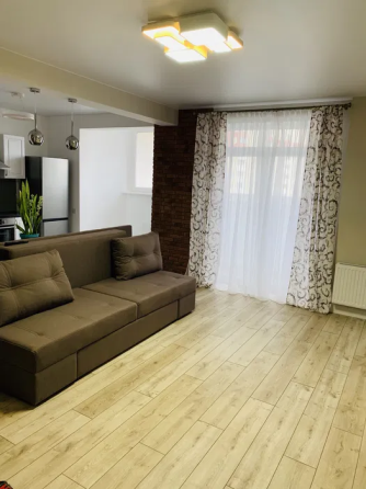 Оренда Квартира 1-кімнатна, 15/22 поверх на проспект Глушкова, 9д Киев