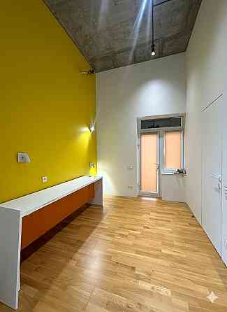 Продаж Квартира 1-кімнатна, 25/25 поверх на Василя Липківського (раніше Урицького) вул., д. 37г Киев