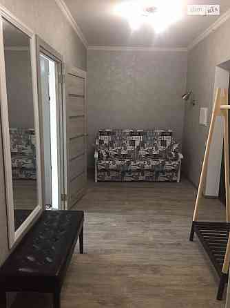 Оренда Квартира 1-кімнатна, 7/22 поверх на Дніпровська набережна, 19А Kiev