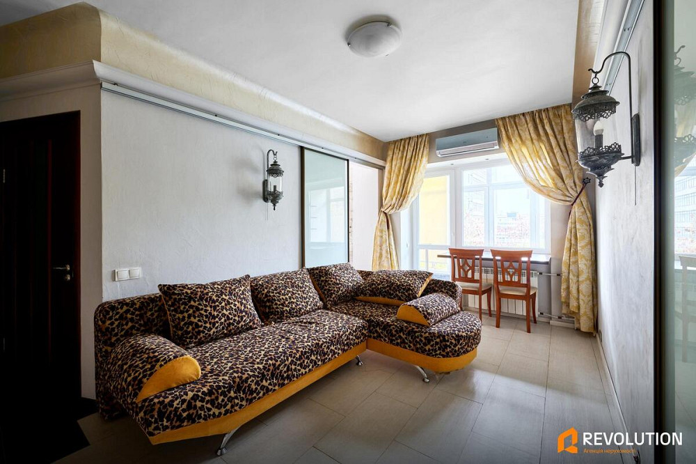 Оренда Квартира 2-кімнатна, 4/5 поверх на Гоголівська, 9Б Kiev - photo 1