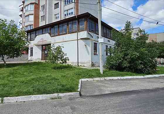 Продаж комерційного приміщення на вул. Будного Степана, площа 233 кв.м Тернопіль