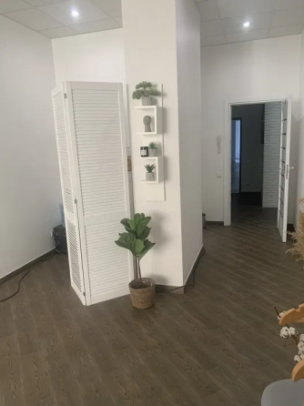 Продаж комерційне приміщення на ул. Среднефонтанская, 19а приміщень - 3, поверх - 3 Одеса