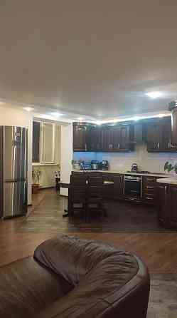 Продаж Квартира 3-кімнатна на ул. Костанди, 199а Одеса